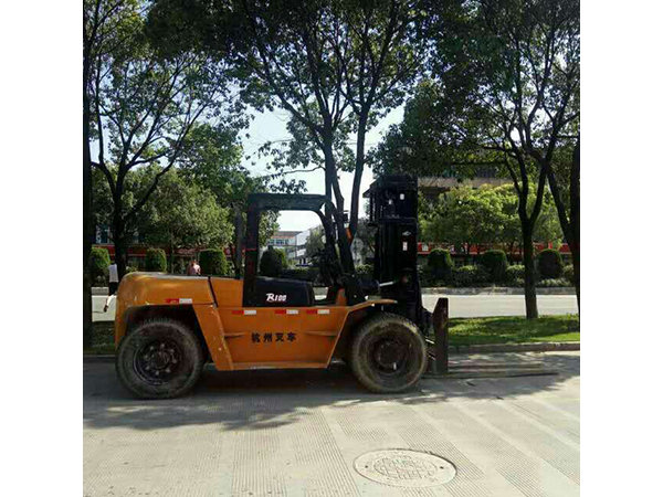 大噸位叉車(chē)
